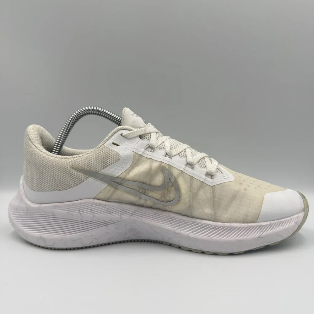 Nike Zoom Winflo 8 Womens Size 9.5 Running Shoes CW3421-104 White Cream